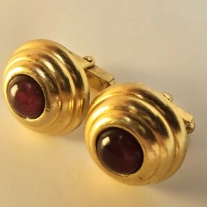 Vintage SWANK Gold and Red Cufflinks